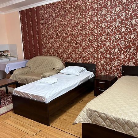 ホテル Sky House Astana エクステリア 写真