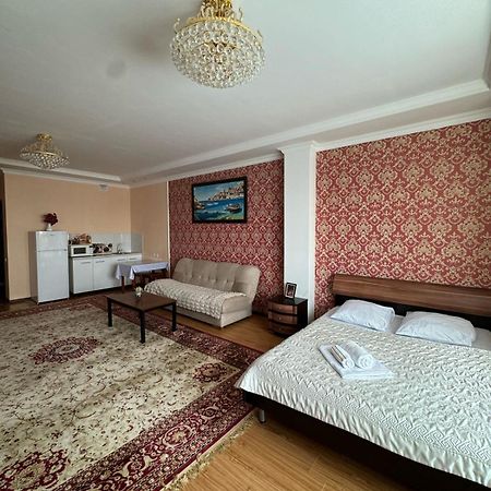ホテル Sky House Astana エクステリア 写真