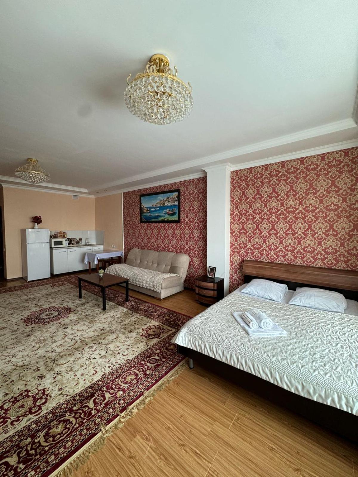 ホテル Sky House Astana エクステリア 写真