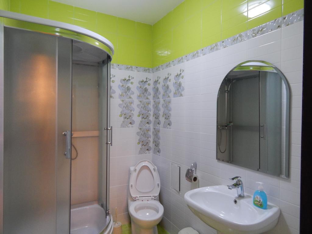 ホテル Sky House Astana エクステリア 写真